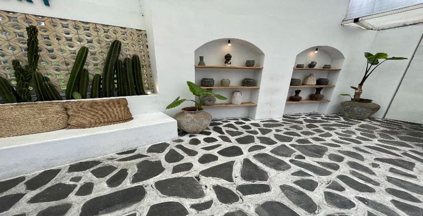 InInternal Stone Flooring in Reigate